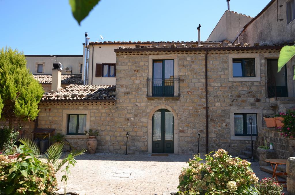 La Carretteria Guest House 미스트레타 외부 사진